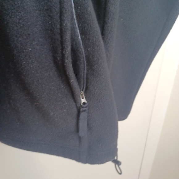Men's Black Fleece Pullover Quarter Zip. Size: Small - Picture 5 of 15